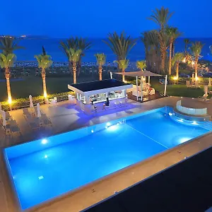 4* מלון Okeanos Boutique
